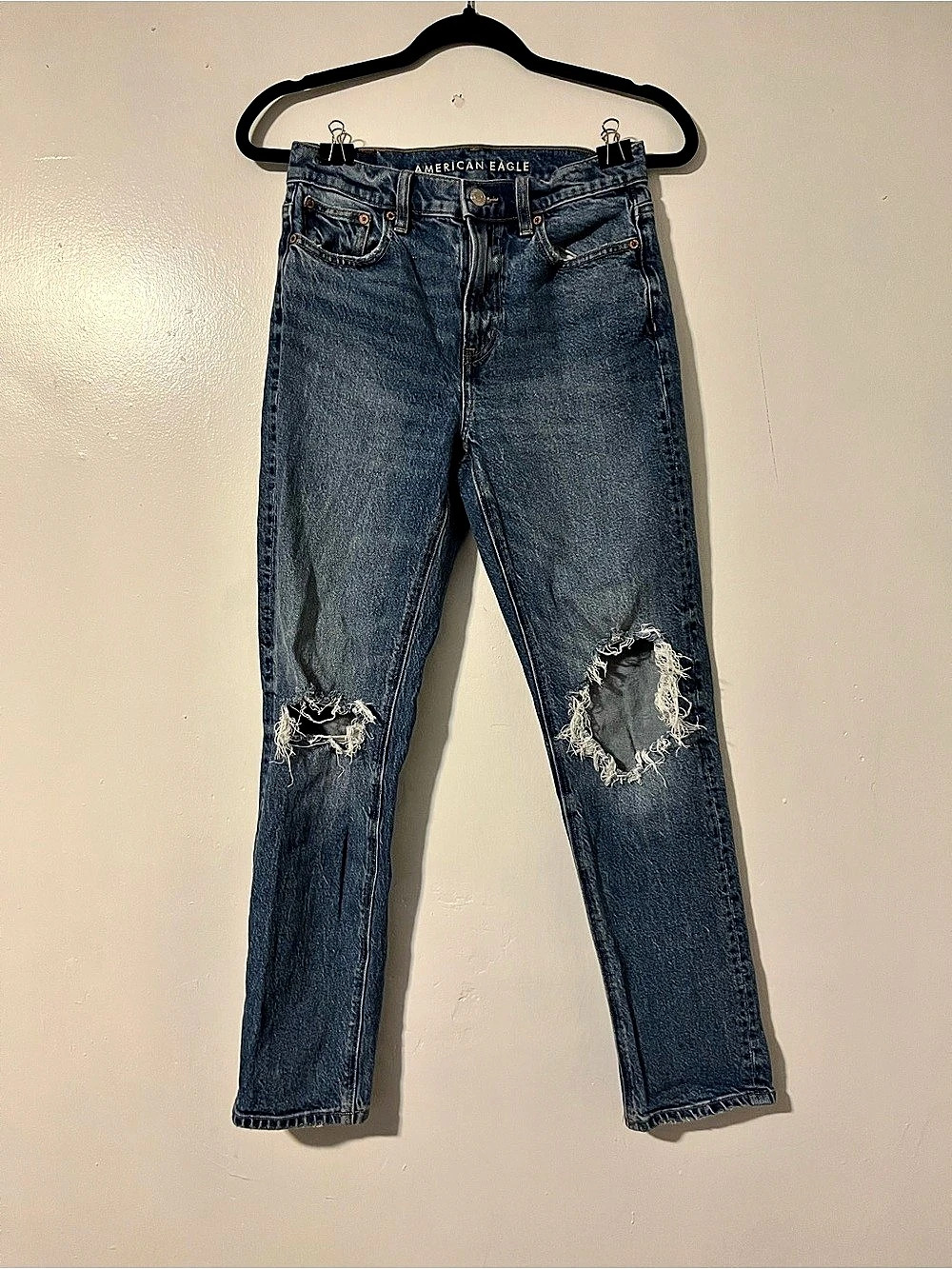 American Eagle Super High Rise Ankle Straight Distressed Blue Jeans